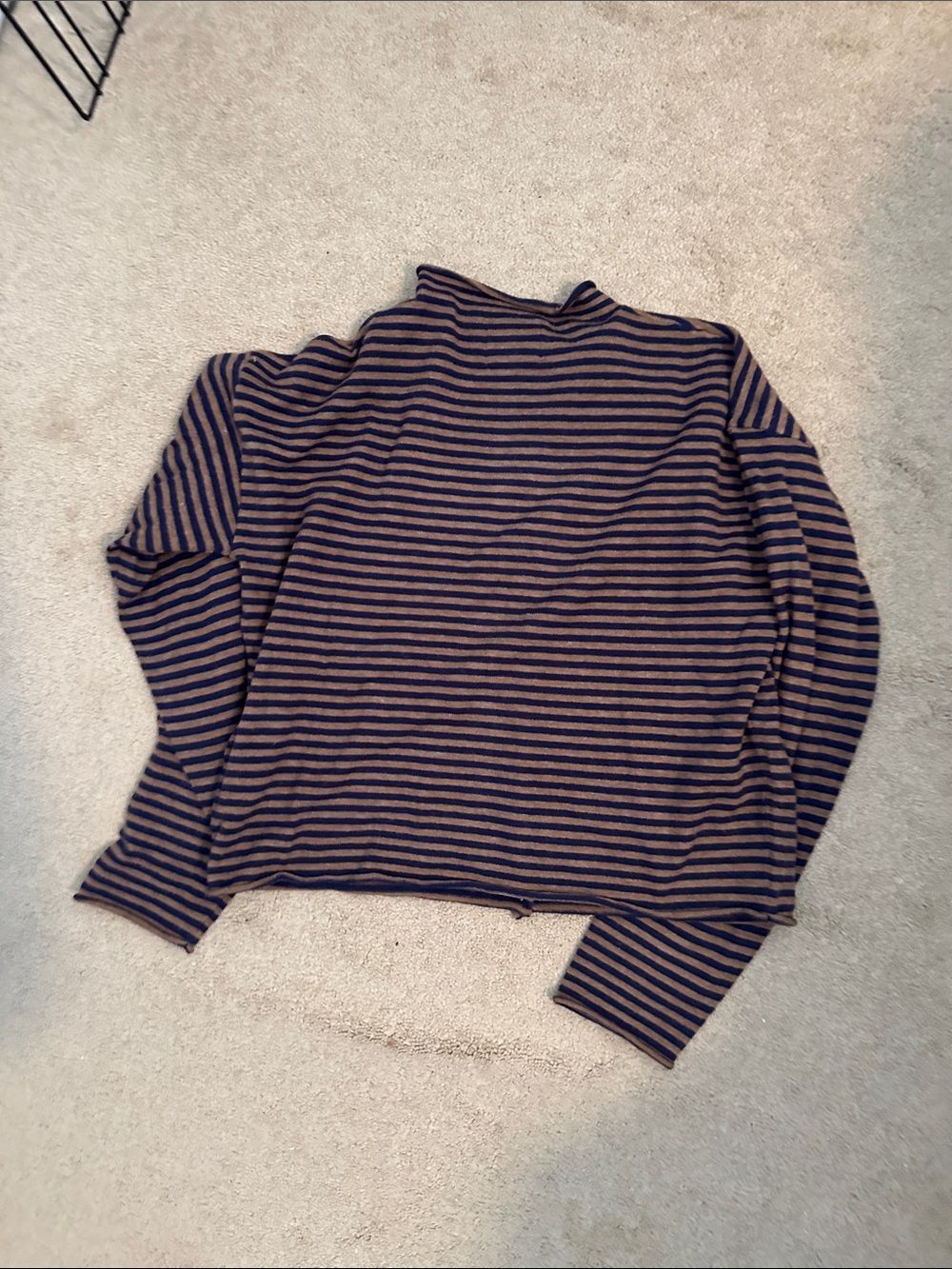 New Brown and navy All Row Small sweater - Picture 5 of 6